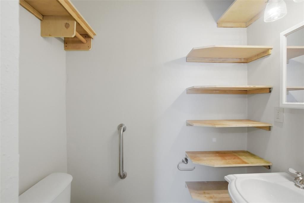 En Venta: $299,900 (4 camas, 1 baños, 1416 Pies cuadrados)