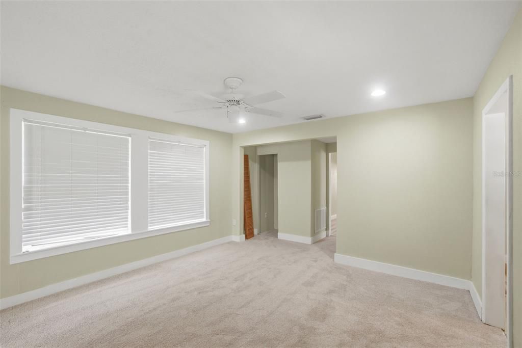 En Venta: $299,900 (4 camas, 1 baños, 1416 Pies cuadrados)