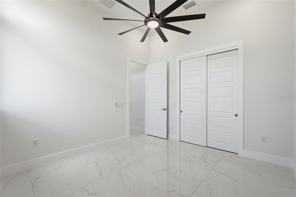 For Sale: $1,350,000 (3 beds, 3 baths, 2653 Square Feet)