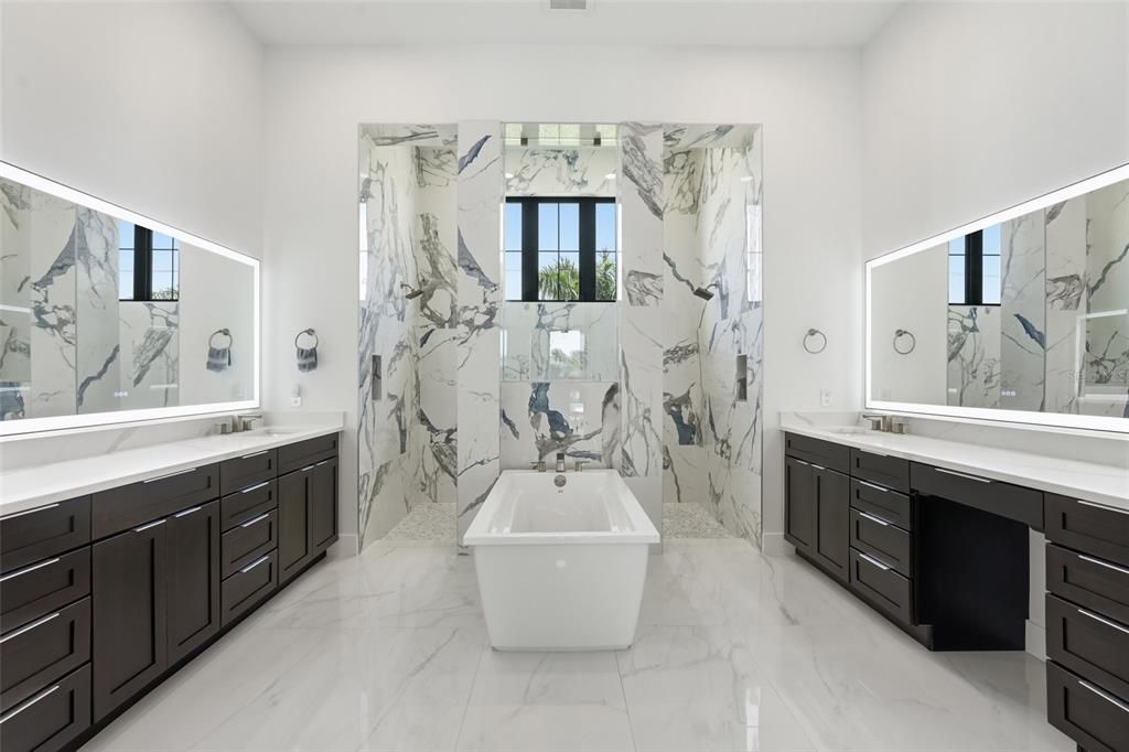 For Sale: $1,350,000 (3 beds, 3 baths, 2653 Square Feet)