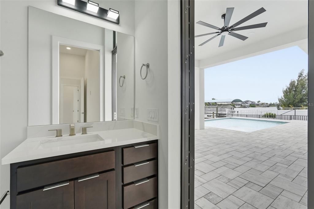 For Sale: $1,350,000 (3 beds, 3 baths, 2653 Square Feet)