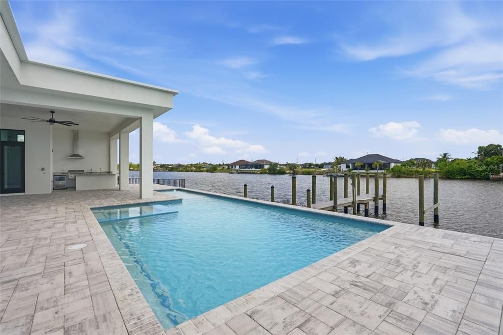 For Sale: $1,350,000 (3 beds, 3 baths, 2653 Square Feet)