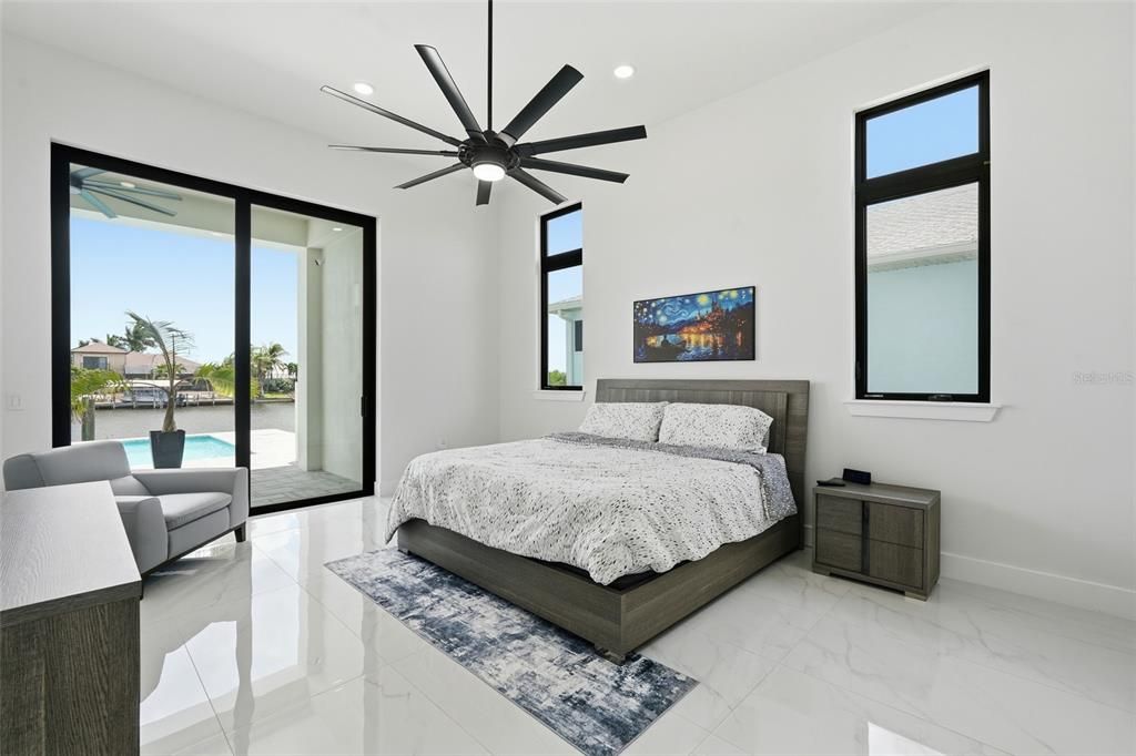 For Sale: $1,350,000 (3 beds, 3 baths, 2653 Square Feet)