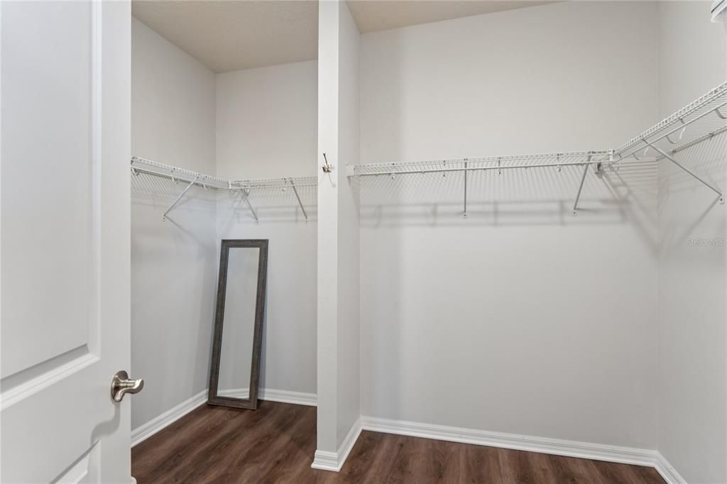 For Sale: $887,777 (4 beds, 4 baths, 3308 Square Feet)