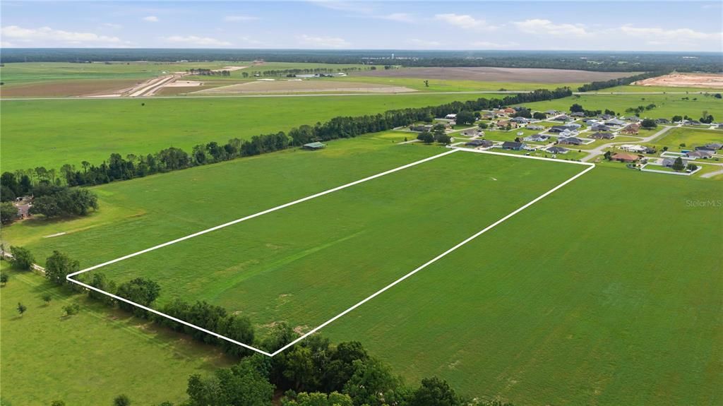На продажу: $479,000 (13.33 acres)