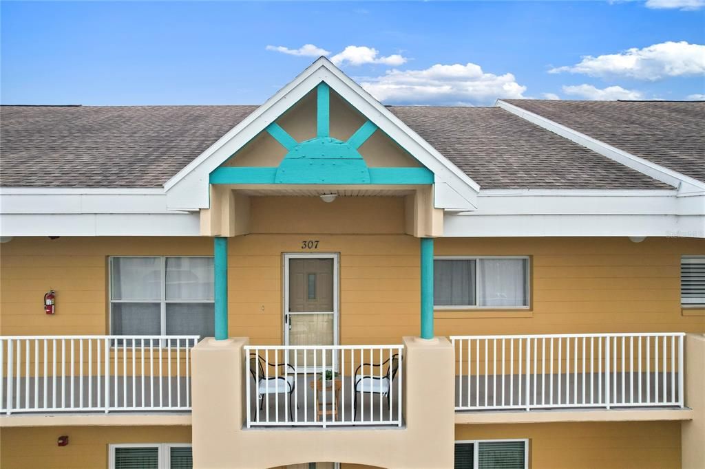 For Sale: $239,900 (2 beds, 2 baths, 1210 Square Feet)