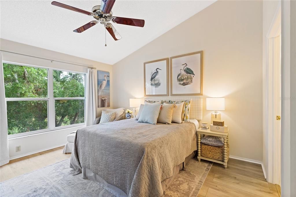 For Sale: $239,900 (2 beds, 2 baths, 1210 Square Feet)