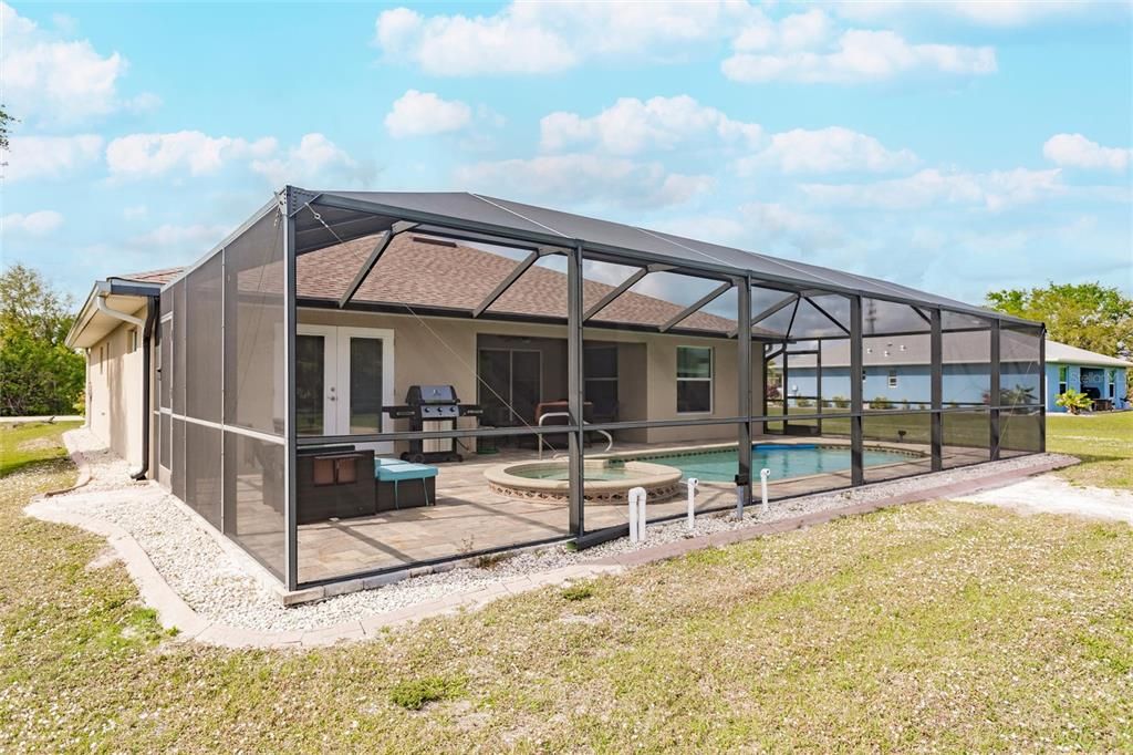 На продажу: $434,900 (3 спален, 2 ванн, 1601 Квадратных фут)