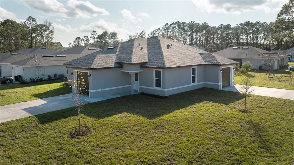 For Rent: $1,700 (3 beds, 2 baths, 1209 Square Feet)