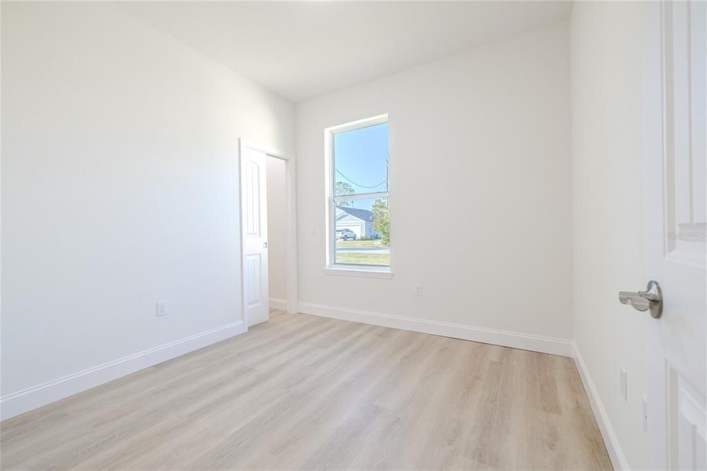 For Rent: $1,700 (3 beds, 2 baths, 1209 Square Feet)