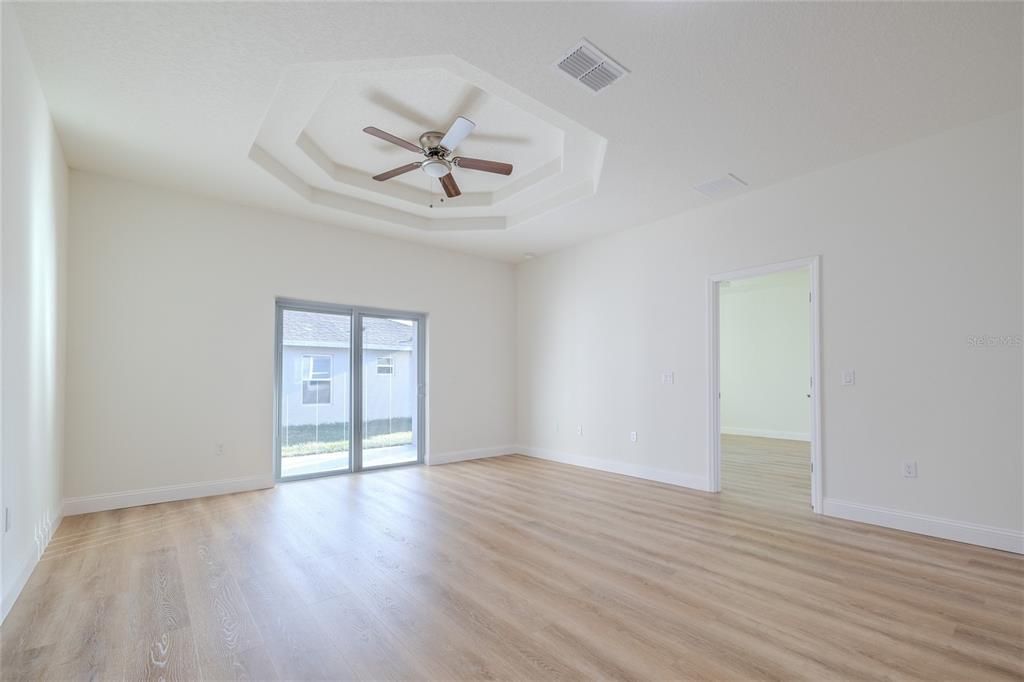 For Rent: $1,700 (3 beds, 2 baths, 1209 Square Feet)
