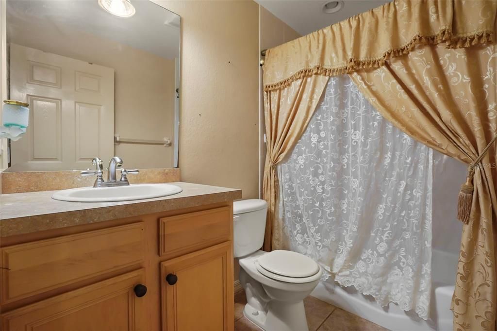 For Sale: $280,000 (3 beds, 2 baths, 1462 Square Feet)