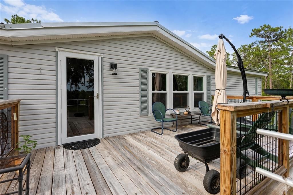 For Sale: $315,000 (4 beds, 2 baths, 2280 Square Feet)