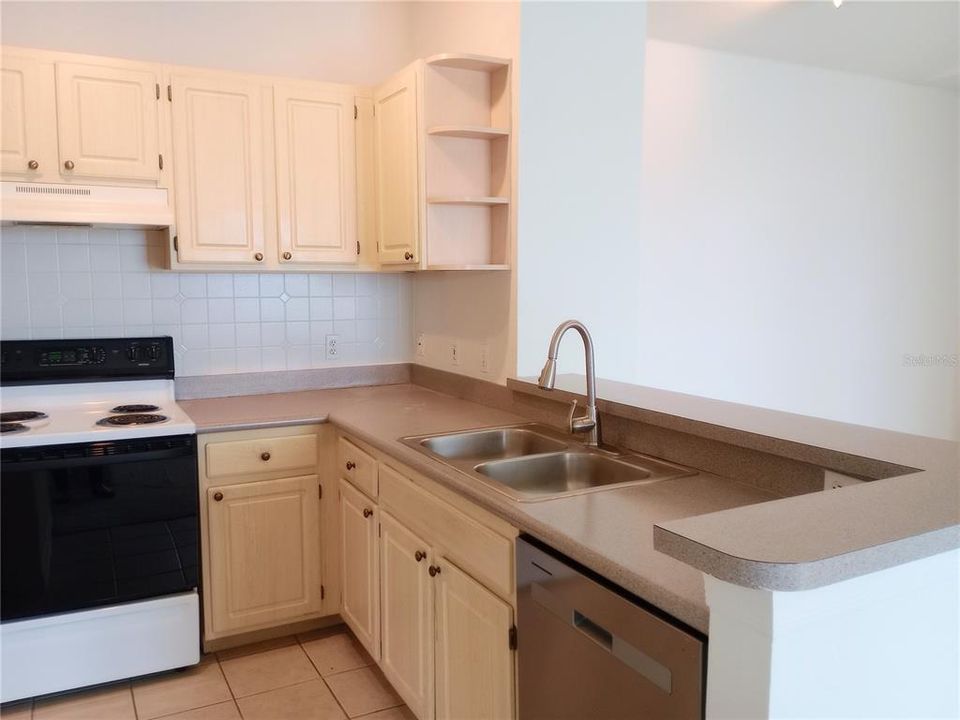 For Rent: $1,550 (2 beds, 2 baths, 1048 Square Feet)