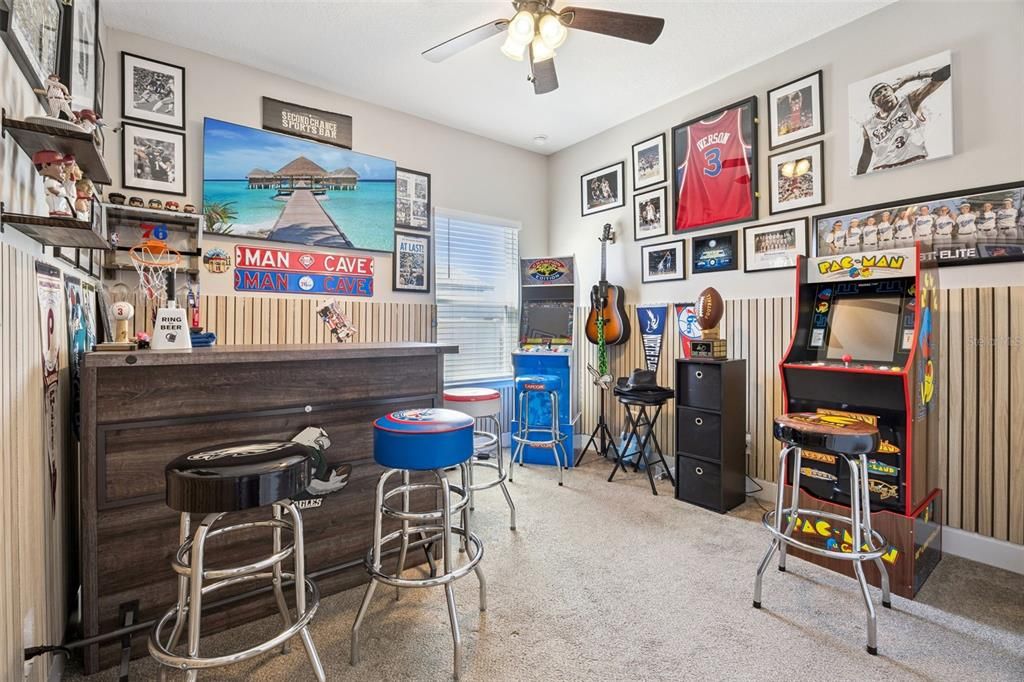 En Renta: $2,500 (4 camas, 2 baños, 1780 Pies cuadrados)