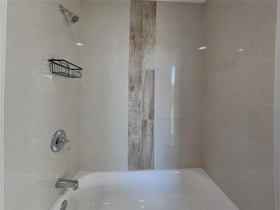 En Renta: $1,869 (3 camas, 2 baños, 1723 Pies cuadrados)