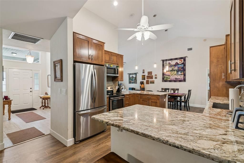 En Venta: $495,000 (3 camas, 2 baños, 2111 Pies cuadrados)