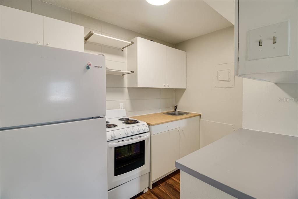For Rent: $850 (2 beds, 1 baths, 543 Square Feet)