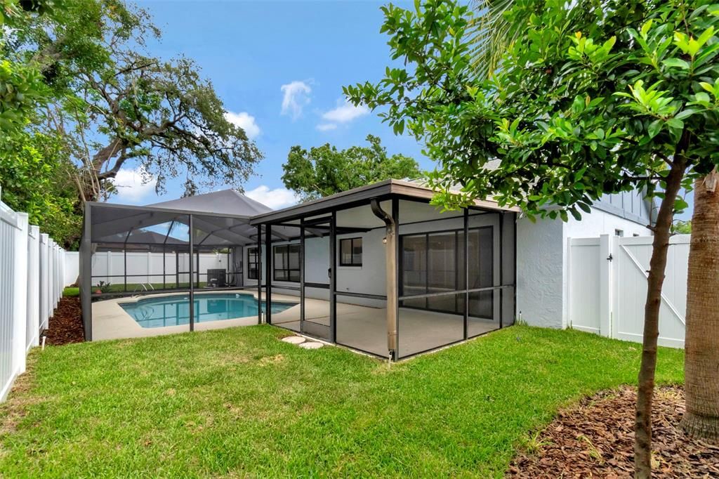 Activo con contrato: $490,000 (3 camas, 2 baños, 1770 Pies cuadrados)