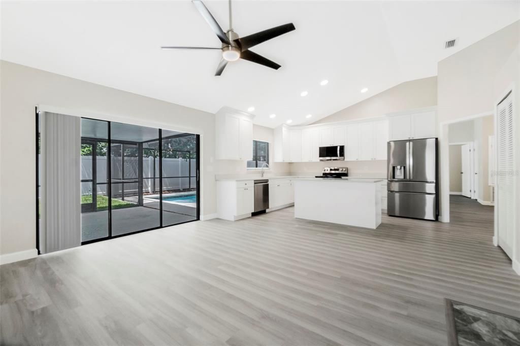 Activo con contrato: $490,000 (3 camas, 2 baños, 1770 Pies cuadrados)