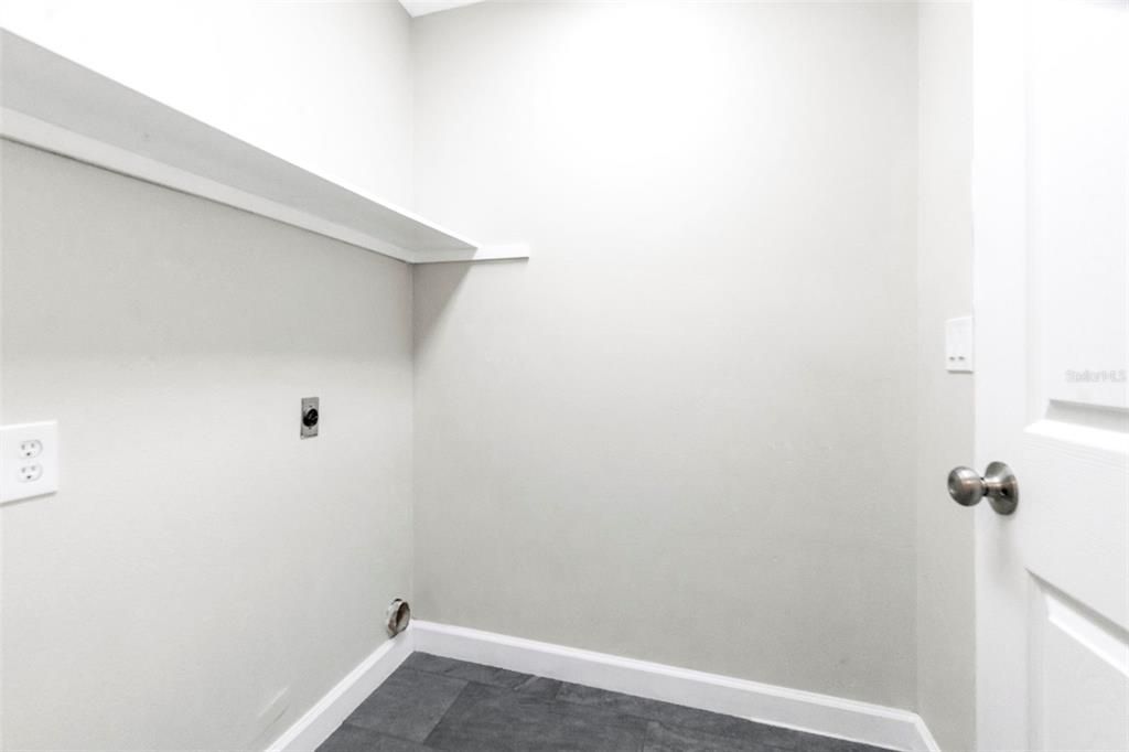 Activo con contrato: $490,000 (3 camas, 2 baños, 1770 Pies cuadrados)