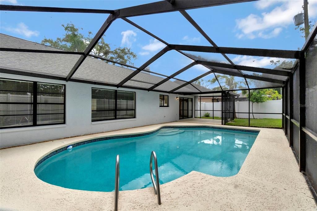 Activo con contrato: $490,000 (3 camas, 2 baños, 1770 Pies cuadrados)