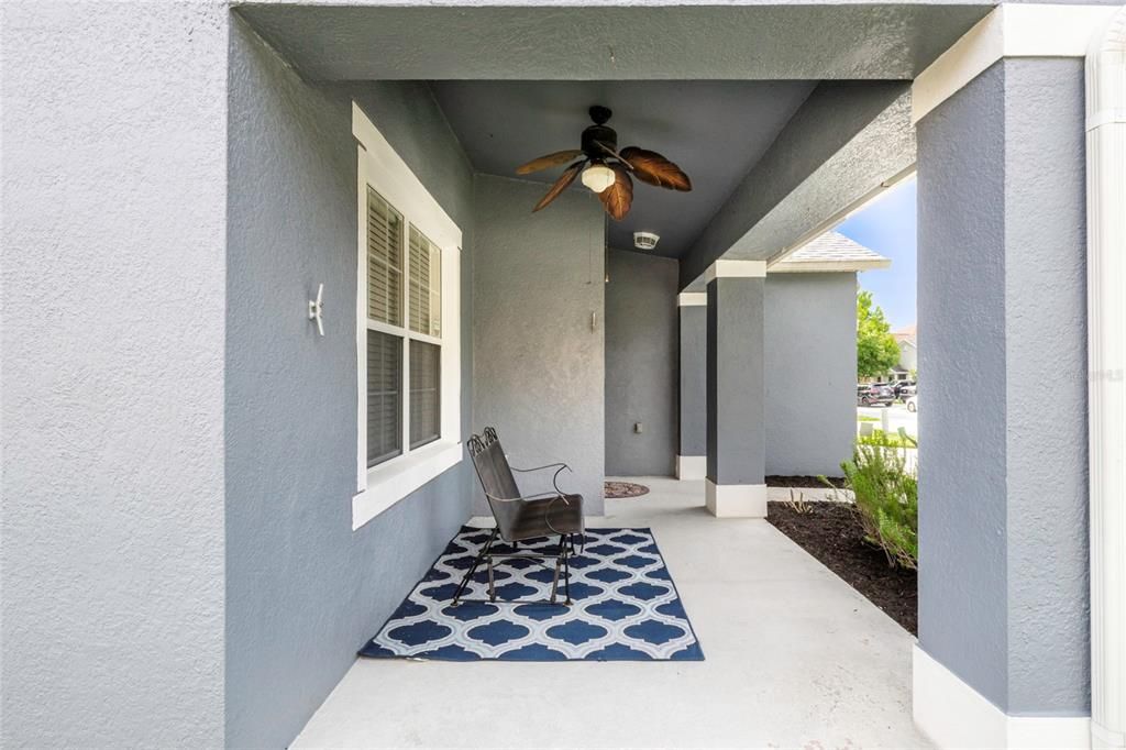 En Venta: $435,000 (4 camas, 2 baños, 2799 Pies cuadrados)