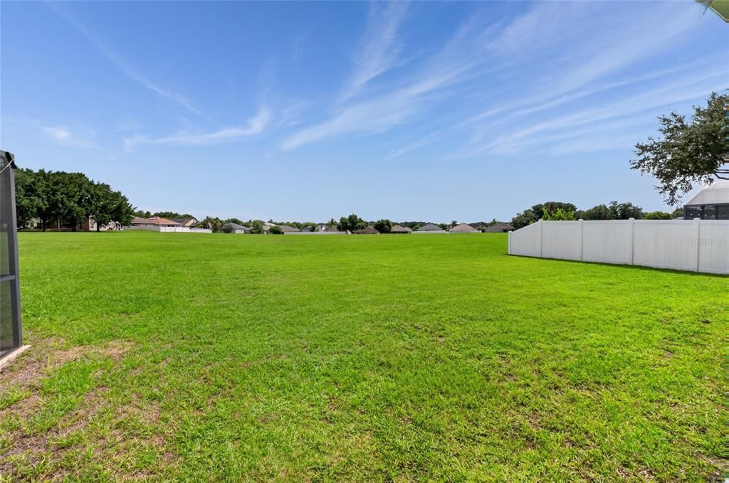 En Venta: $435,000 (4 camas, 2 baños, 2799 Pies cuadrados)
