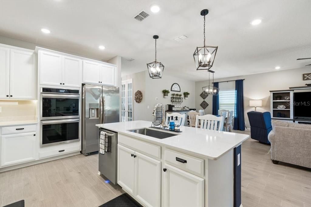 For Sale: $679,900 (3 beds, 3 baths, 2027 Square Feet)
