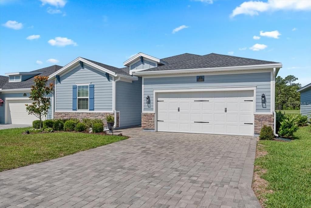 For Sale: $679,900 (3 beds, 3 baths, 2027 Square Feet)