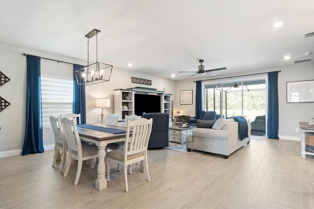 For Sale: $679,900 (3 beds, 3 baths, 2027 Square Feet)