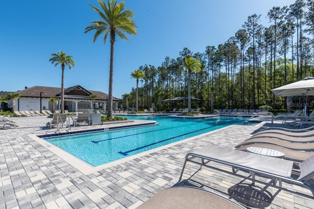 For Sale: $679,900 (3 beds, 3 baths, 2027 Square Feet)