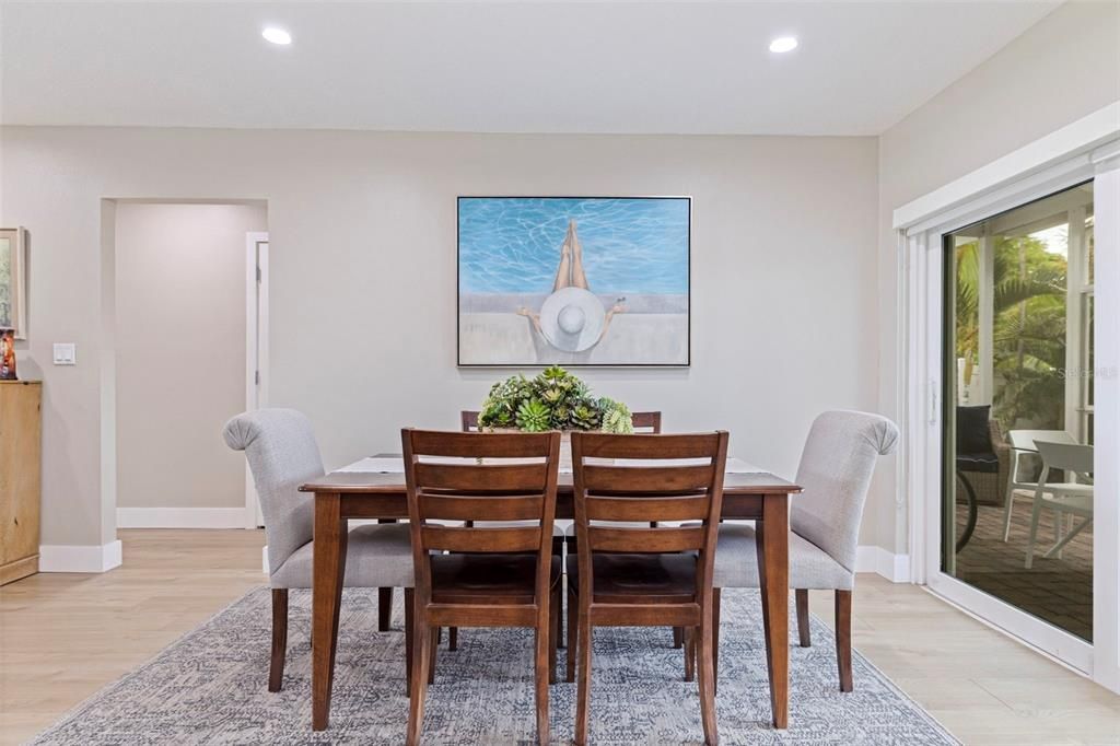 En Venta: $539,900 (3 camas, 2 baños, 1537 Pies cuadrados)