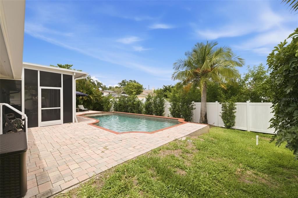 En Venta: $539,900 (3 camas, 2 baños, 1537 Pies cuadrados)