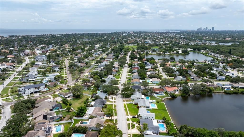 En Venta: $539,900 (3 camas, 2 baños, 1537 Pies cuadrados)