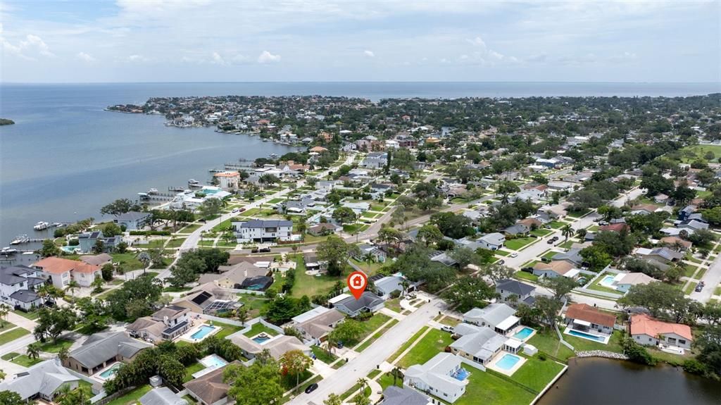 En Venta: $539,900 (3 camas, 2 baños, 1537 Pies cuadrados)