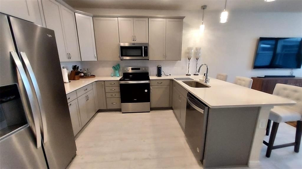 En Renta: $3,100 (4 camas, 3 baños, 1809 Pies cuadrados)