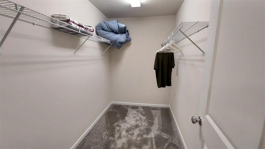 En Renta: $3,100 (4 camas, 3 baños, 1809 Pies cuadrados)