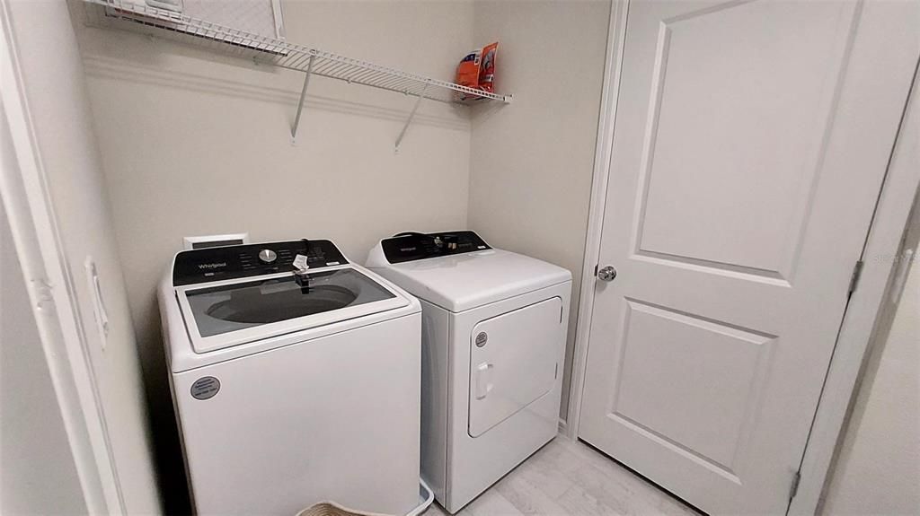 En Renta: $3,100 (4 camas, 3 baños, 1809 Pies cuadrados)