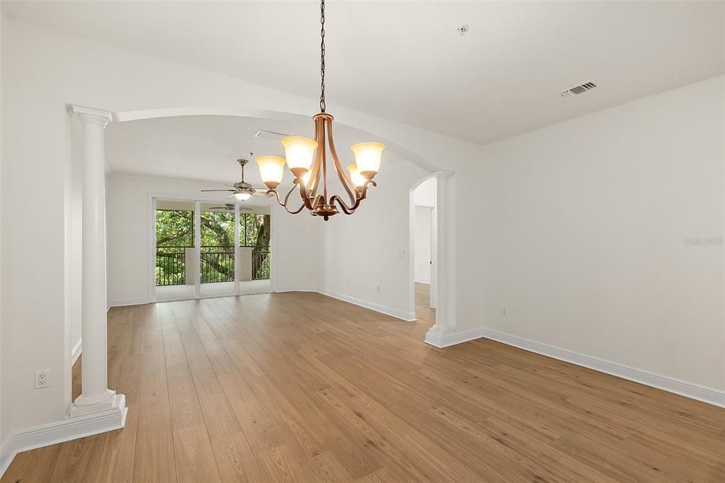 For Sale: $359,000 (3 beds, 2 baths, 1575 Square Feet)