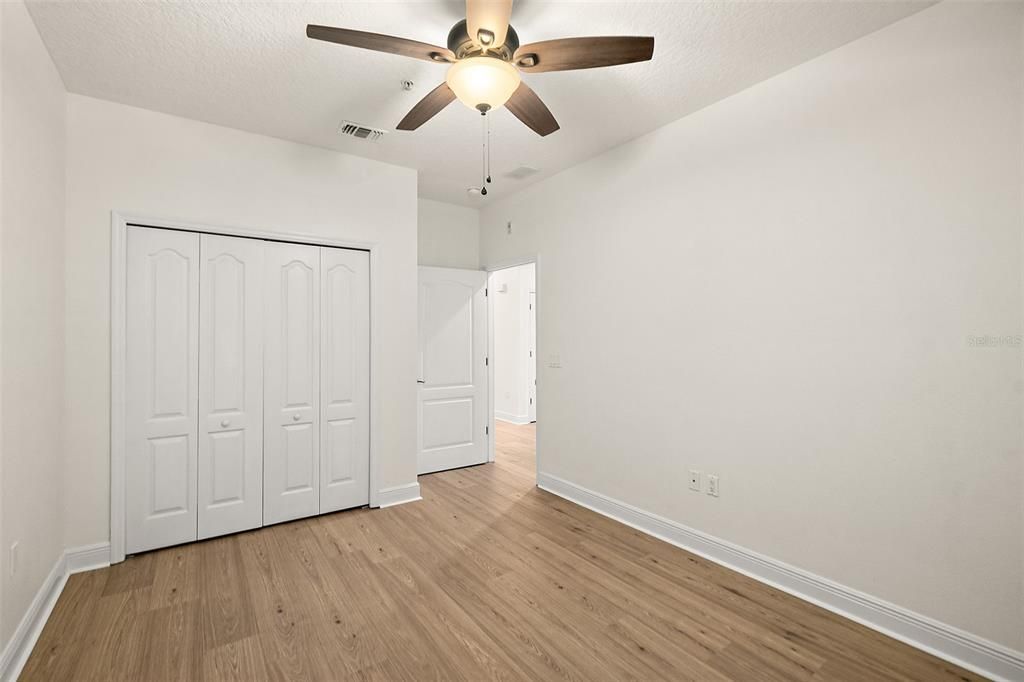 For Sale: $359,000 (3 beds, 2 baths, 1575 Square Feet)