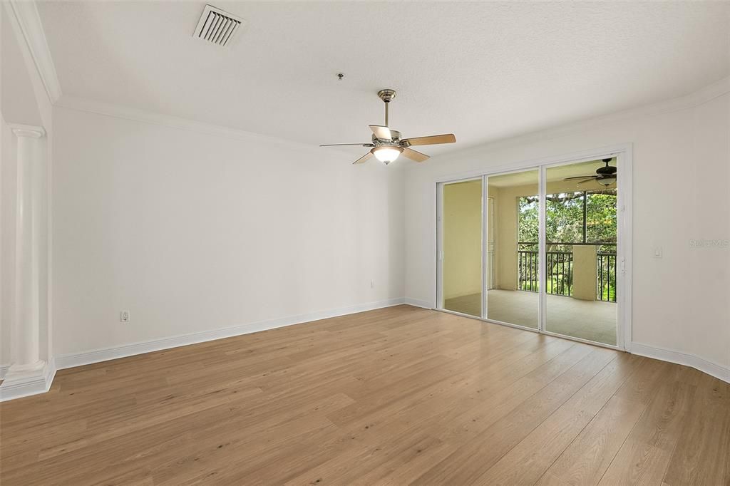 For Sale: $359,000 (3 beds, 2 baths, 1575 Square Feet)
