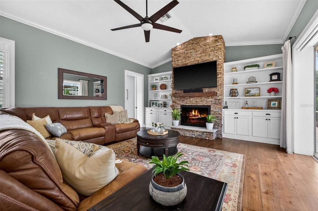 For Sale: $1,100,000 (4 beds, 4 baths, 3286 Square Feet)