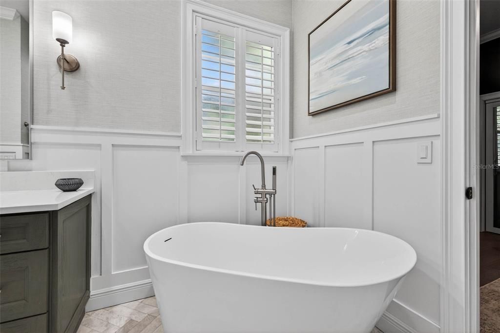 For Sale: $1,100,000 (4 beds, 4 baths, 3286 Square Feet)