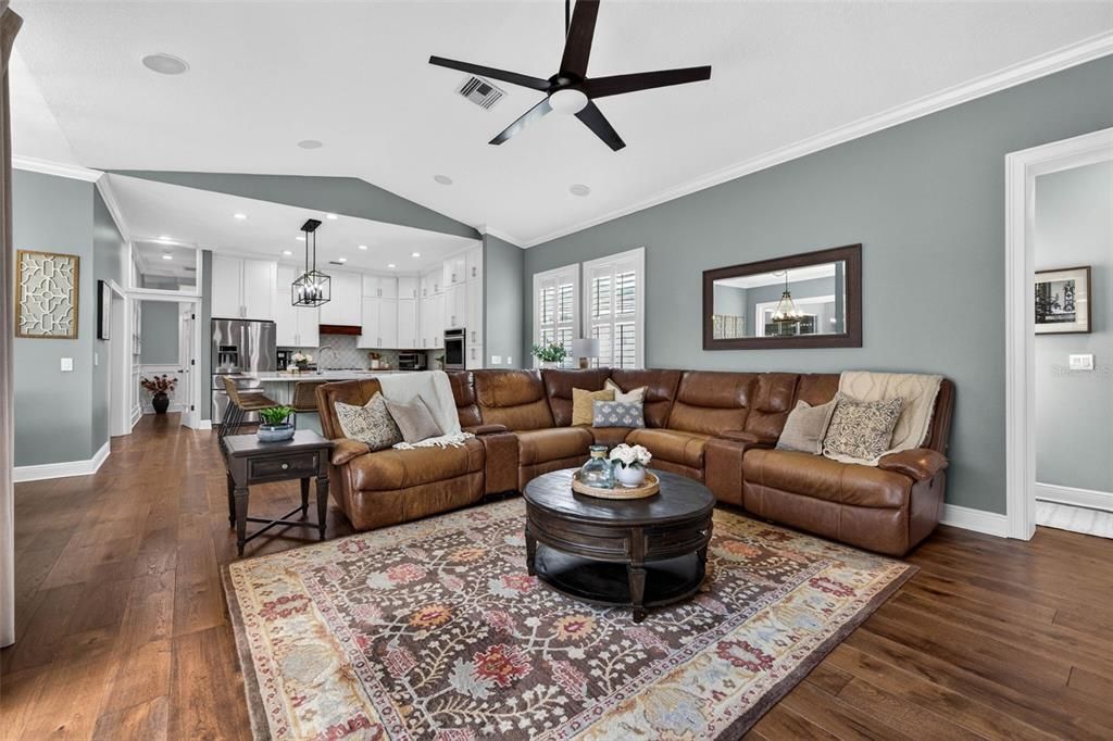 For Sale: $1,100,000 (4 beds, 4 baths, 3286 Square Feet)
