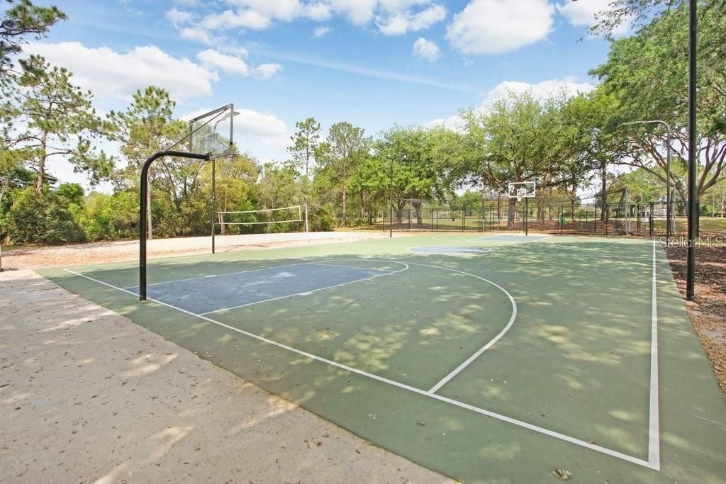 For Sale: $1,100,000 (4 beds, 4 baths, 3286 Square Feet)