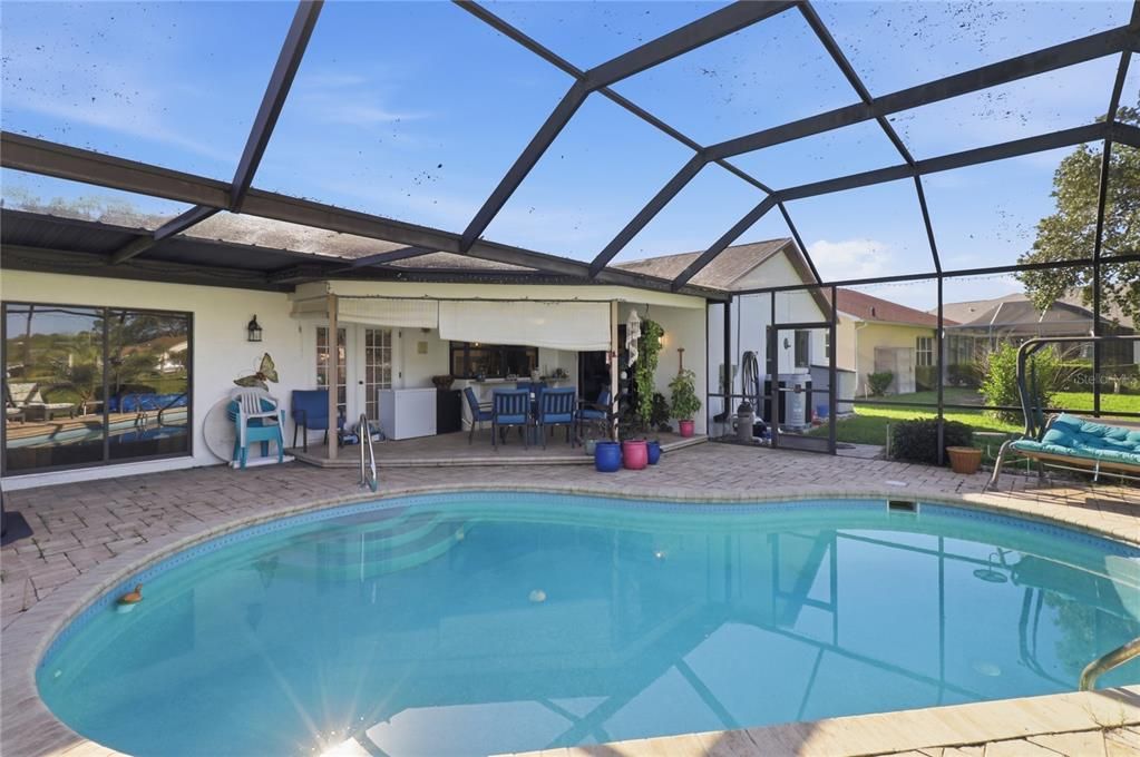 Active With Contract: $249,000 (3 beds, 2 baths, 1634 Square Feet)