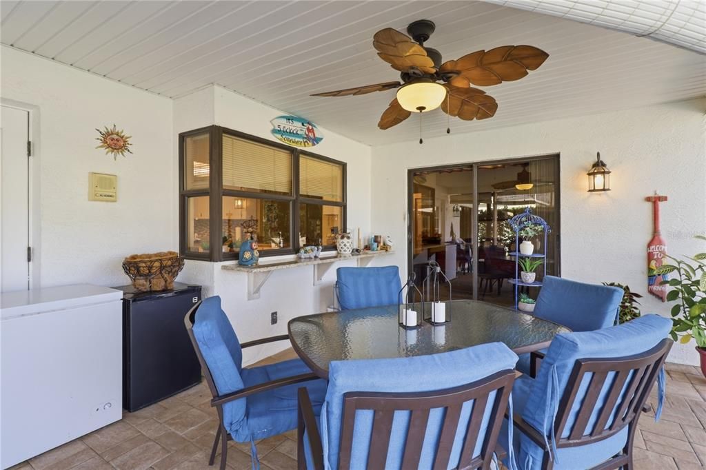 Active With Contract: $249,000 (3 beds, 2 baths, 1634 Square Feet)