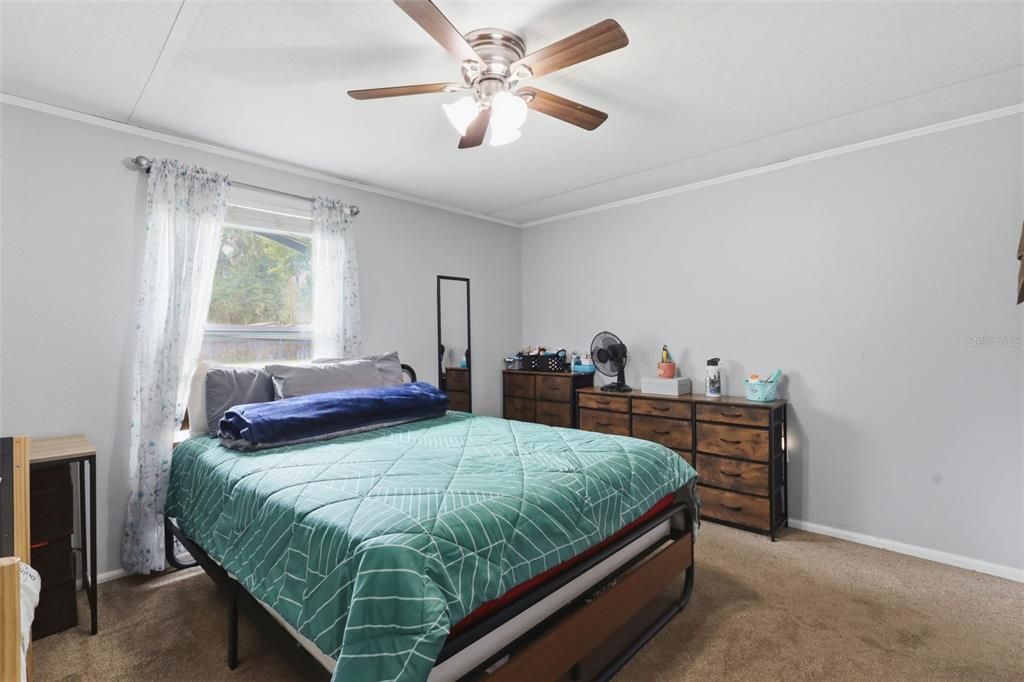 For Sale: $249,000 (3 beds, 1 baths, 1088 Square Feet)