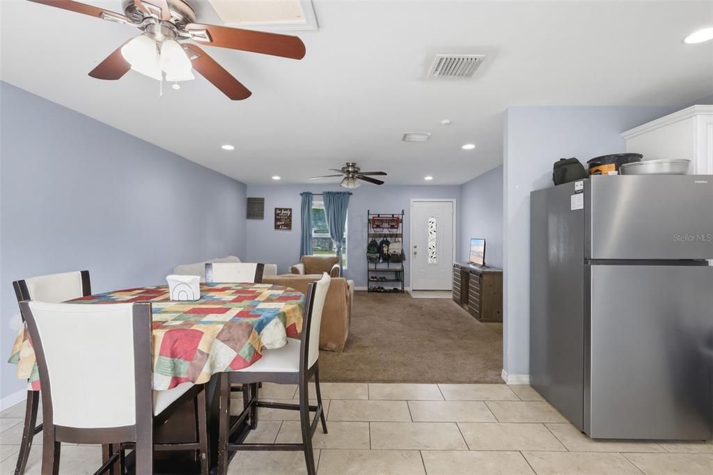 For Sale: $249,000 (3 beds, 1 baths, 1088 Square Feet)